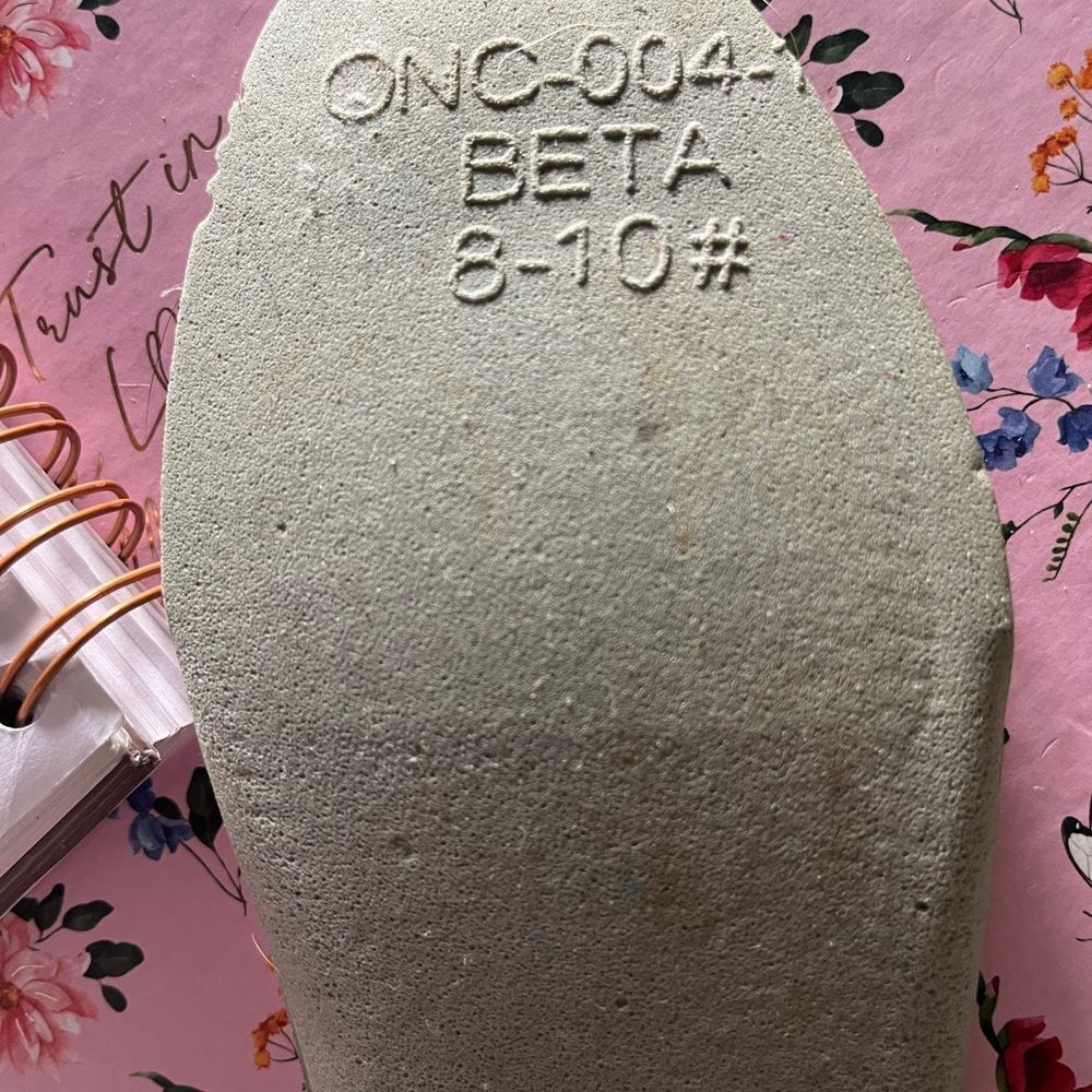 ONCEPT✨sz10✨Women's Pink and Cream Sneakers - Picture 7 of 7